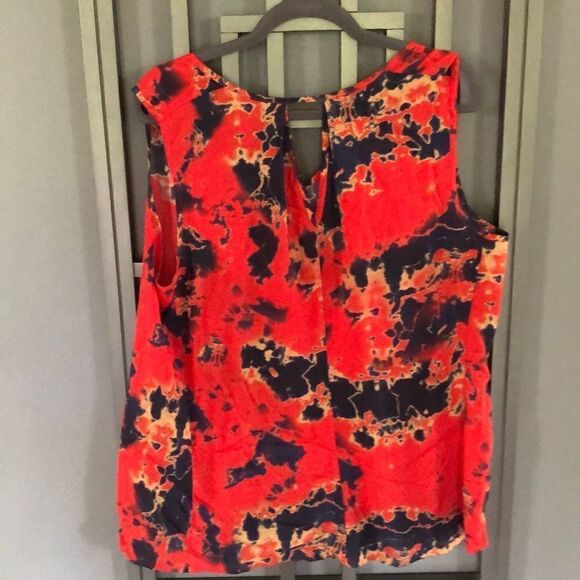 NWT Kemar red And black tie dye Sleeveless rayon blouse ￼￼ Marshals size L￼ - Picture 4 of 4